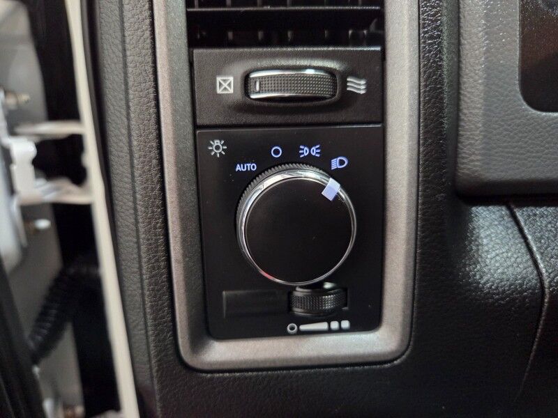2018 Ram 5500 Tradesman 2WD Flatbed Dually 6.7L Diesel AISIN Transmission FREE WARRANTY Arlington TX