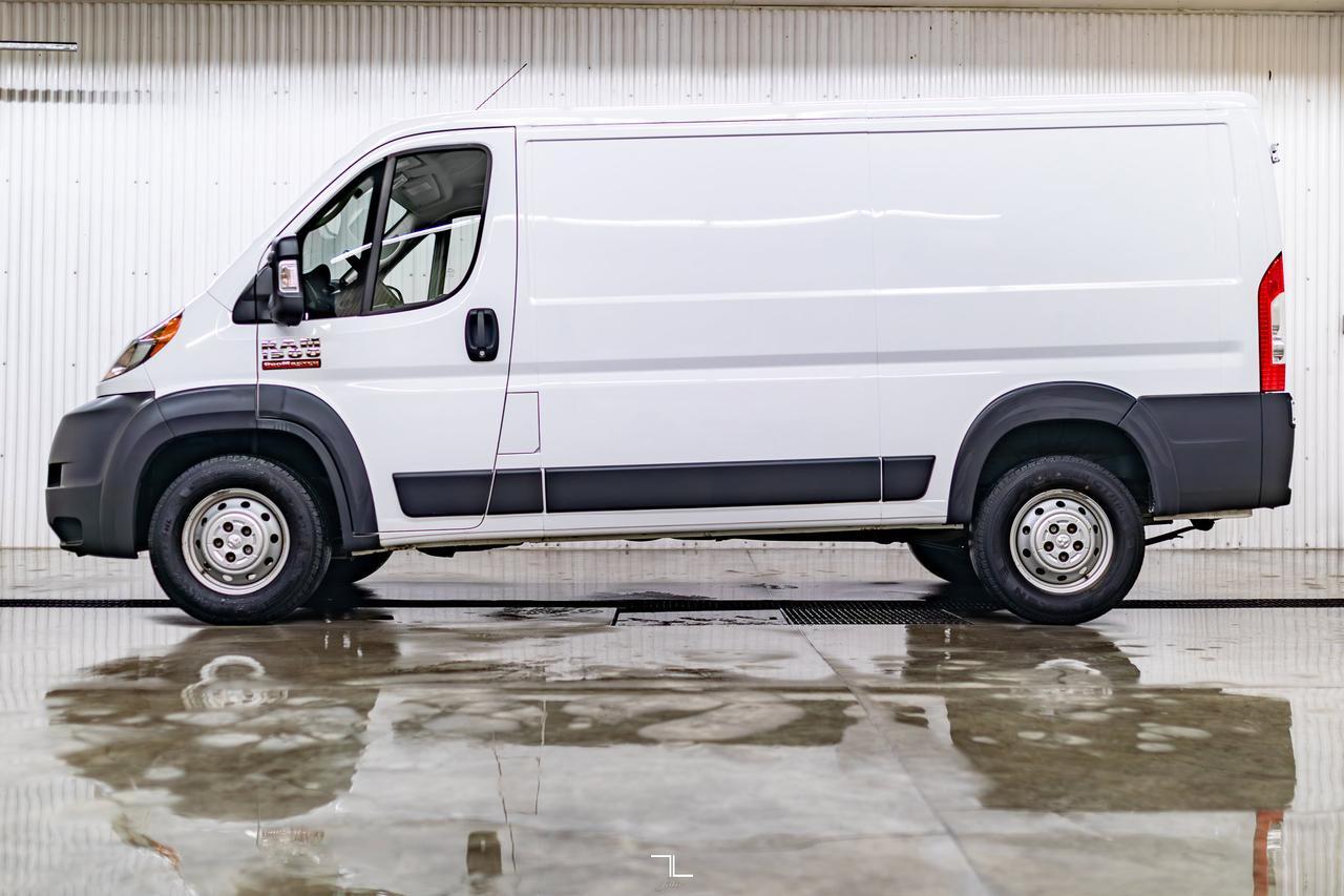 2018 Ram ProMaster 1500 Low Roof Cargo Van BCam Red Deer AB