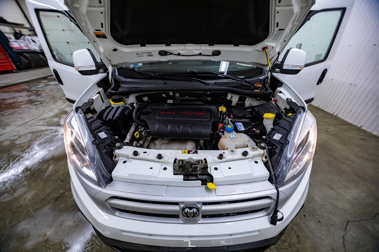 2018 Ram ProMaster City SLT Cargo Van BCam Red Deer AB