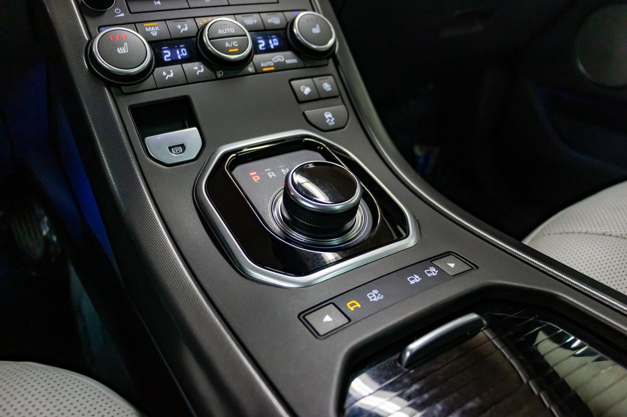 2018 Range Rover Evoque AWD HSE Leather Roof Nav BCam Red Deer AB