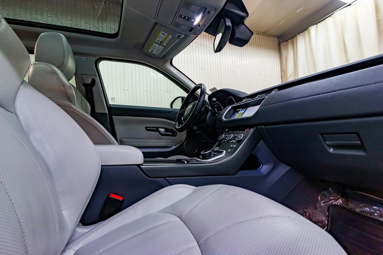 2018 Range Rover Evoque AWD HSE Leather Roof Nav BCam Red Deer AB