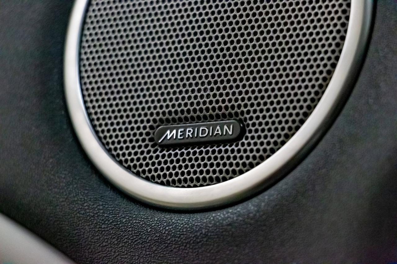 2018 Range Rover Evoque AWD HSE Leather Roof Nav BCam Red Deer AB