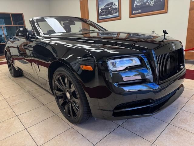 2018 Rolls-Royce Dawn Base