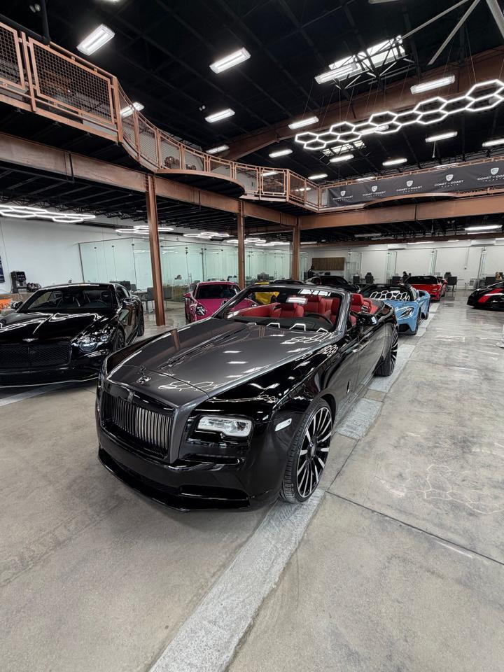 2018 Rolls-Royce Dawn Base