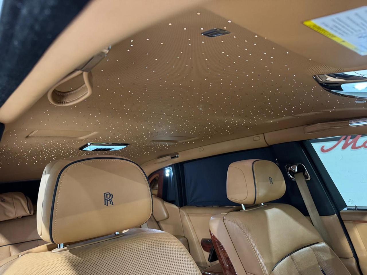 2018 Rolls-Royce Phantom Extended Wheelbase Bespoke audio, Bespoke Gallery, shooting star headliner AND MUCH MORE!!! Fort Lauderdale FL
