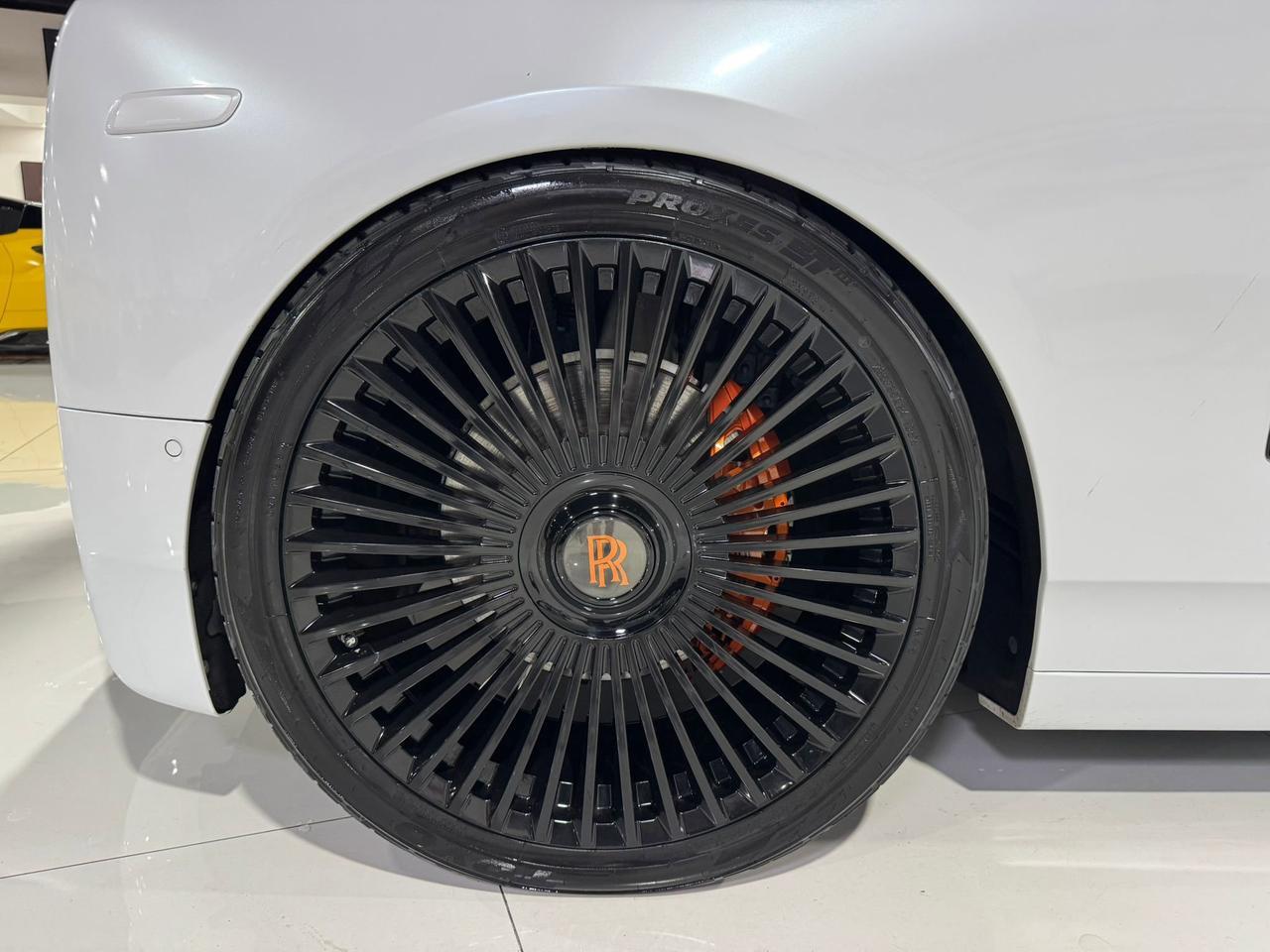 2018 Rolls-Royce Phantom Extended Wheelbase Bespoke audio, Bespoke Gallery, shooting star headliner AND MUCH MORE!!! Fort Lauderdale FL