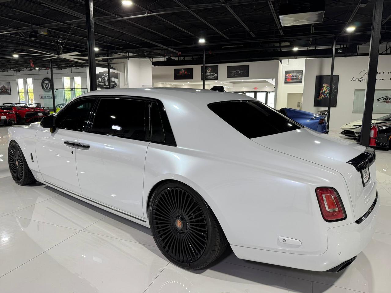 2018 Rolls-Royce Phantom Extended Wheelbase Bespoke audio, Bespoke Gallery, shooting star headliner AND MUCH MORE!!! Fort Lauderdale FL