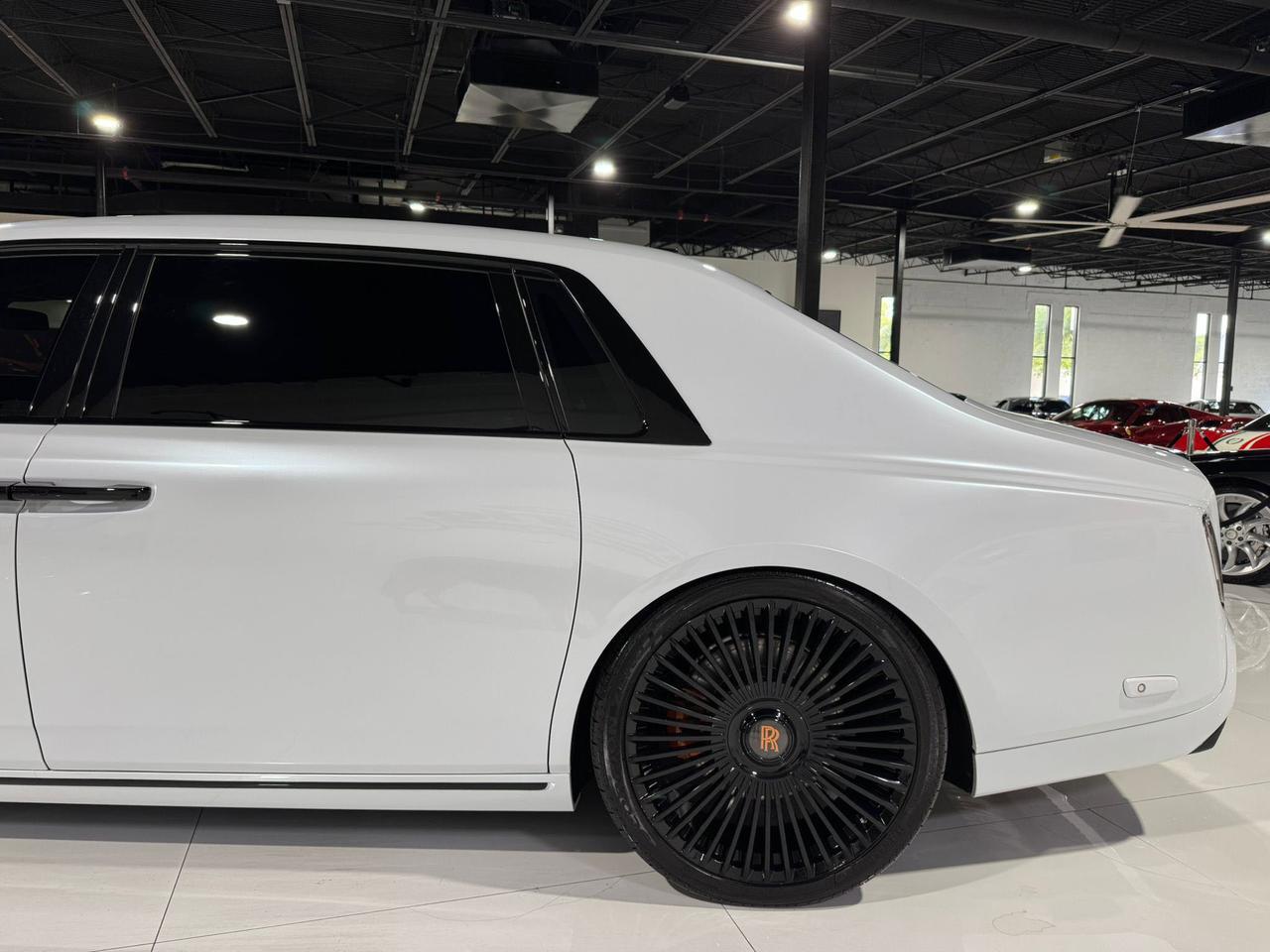 2018 Rolls-Royce Phantom Extended Wheelbase Bespoke audio, Bespoke Gallery, shooting star headliner AND MUCH MORE!!! Fort Lauderdale FL