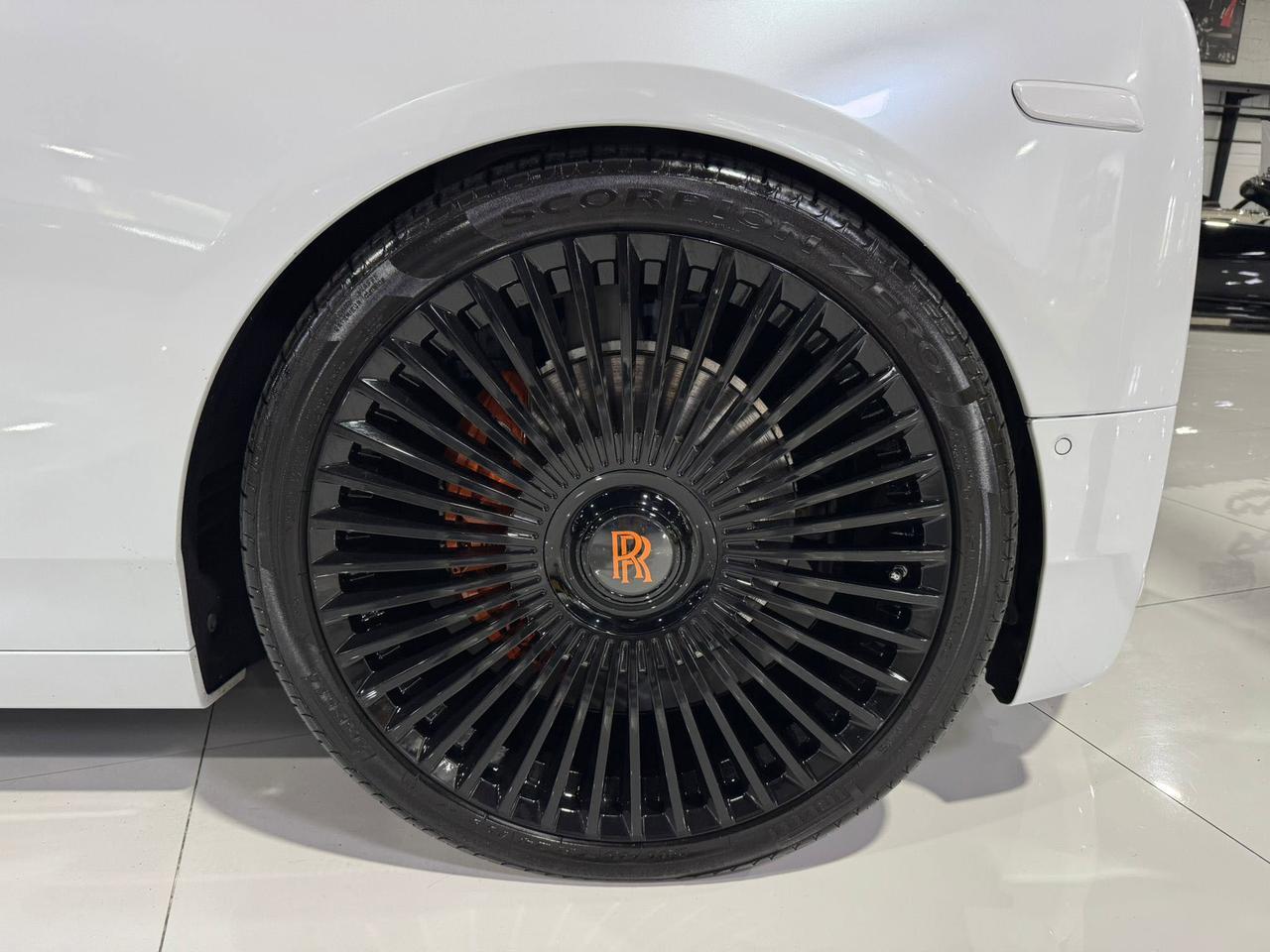 2018 Rolls-Royce Phantom Extended Wheelbase Bespoke audio, Bespoke Gallery, shooting star headliner AND MUCH MORE!!! Fort Lauderdale FL