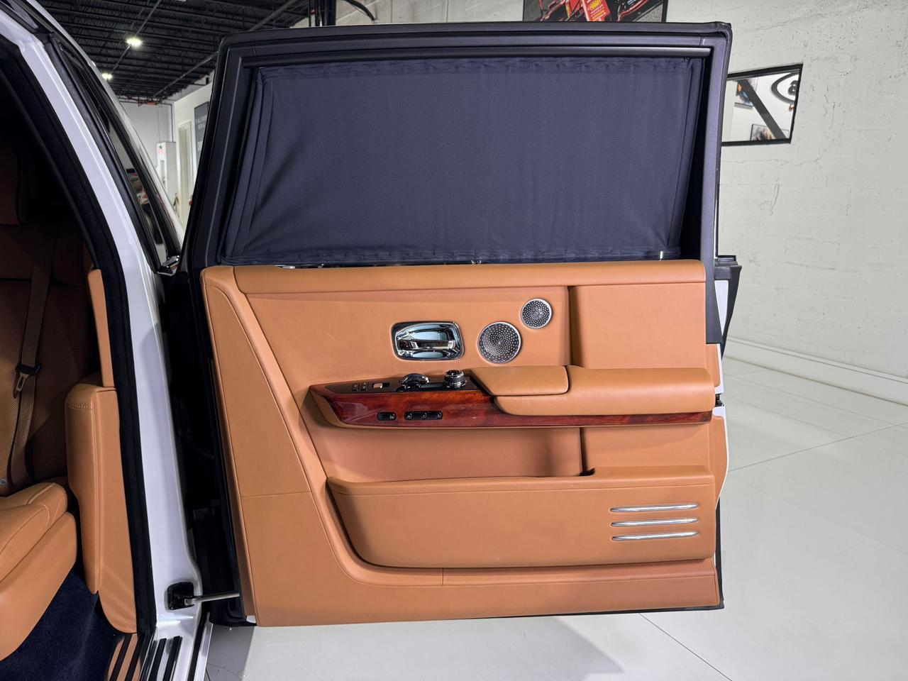 2018 Rolls-Royce Phantom Extended Wheelbase Bespoke audio, Bespoke Gallery, shooting star headliner AND MUCH MORE!!! Fort Lauderdale FL