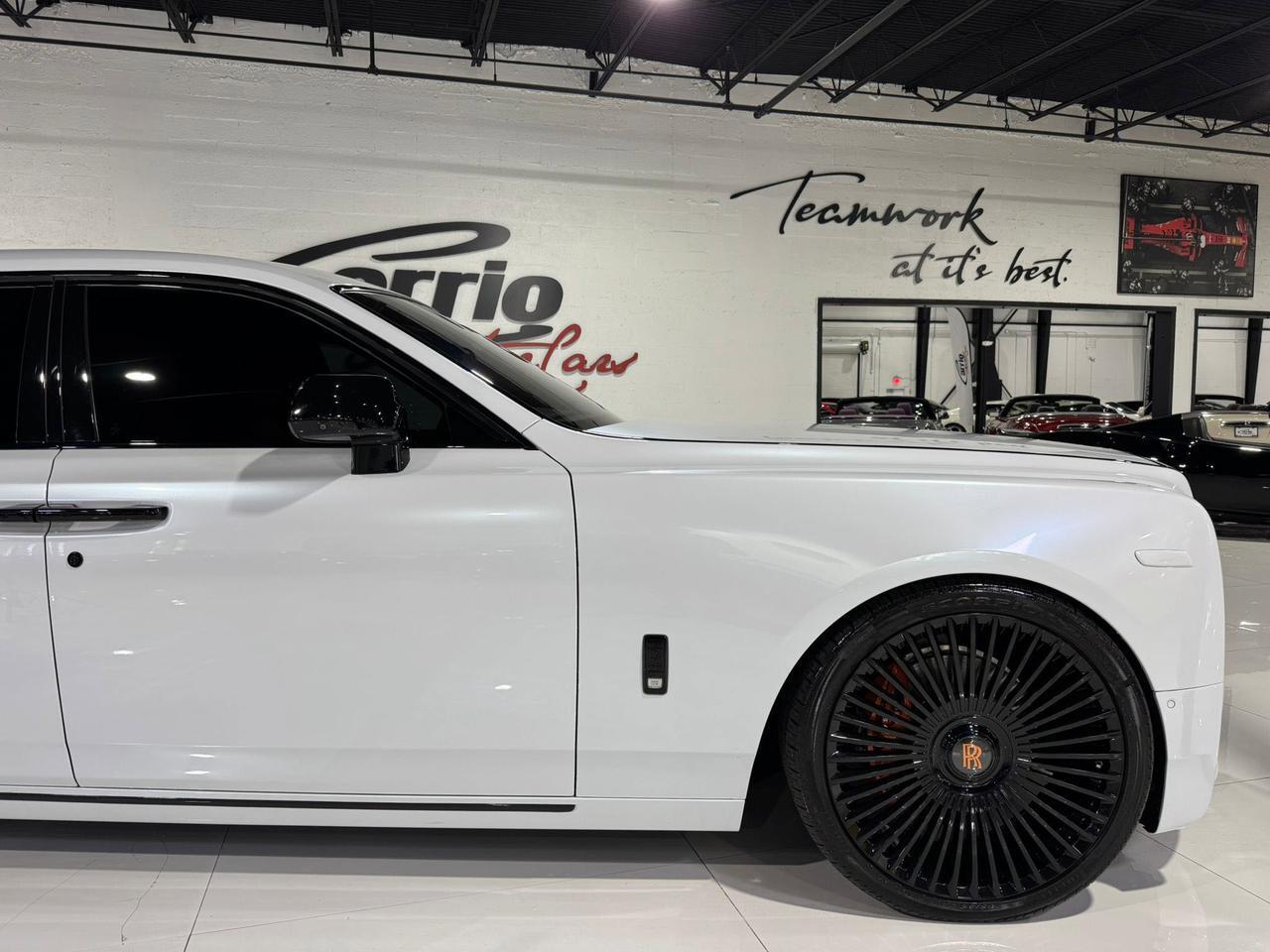 2018 Rolls-Royce Phantom Extended Wheelbase Bespoke audio, Bespoke Gallery, shooting star headliner AND MUCH MORE!!! Fort Lauderdale FL