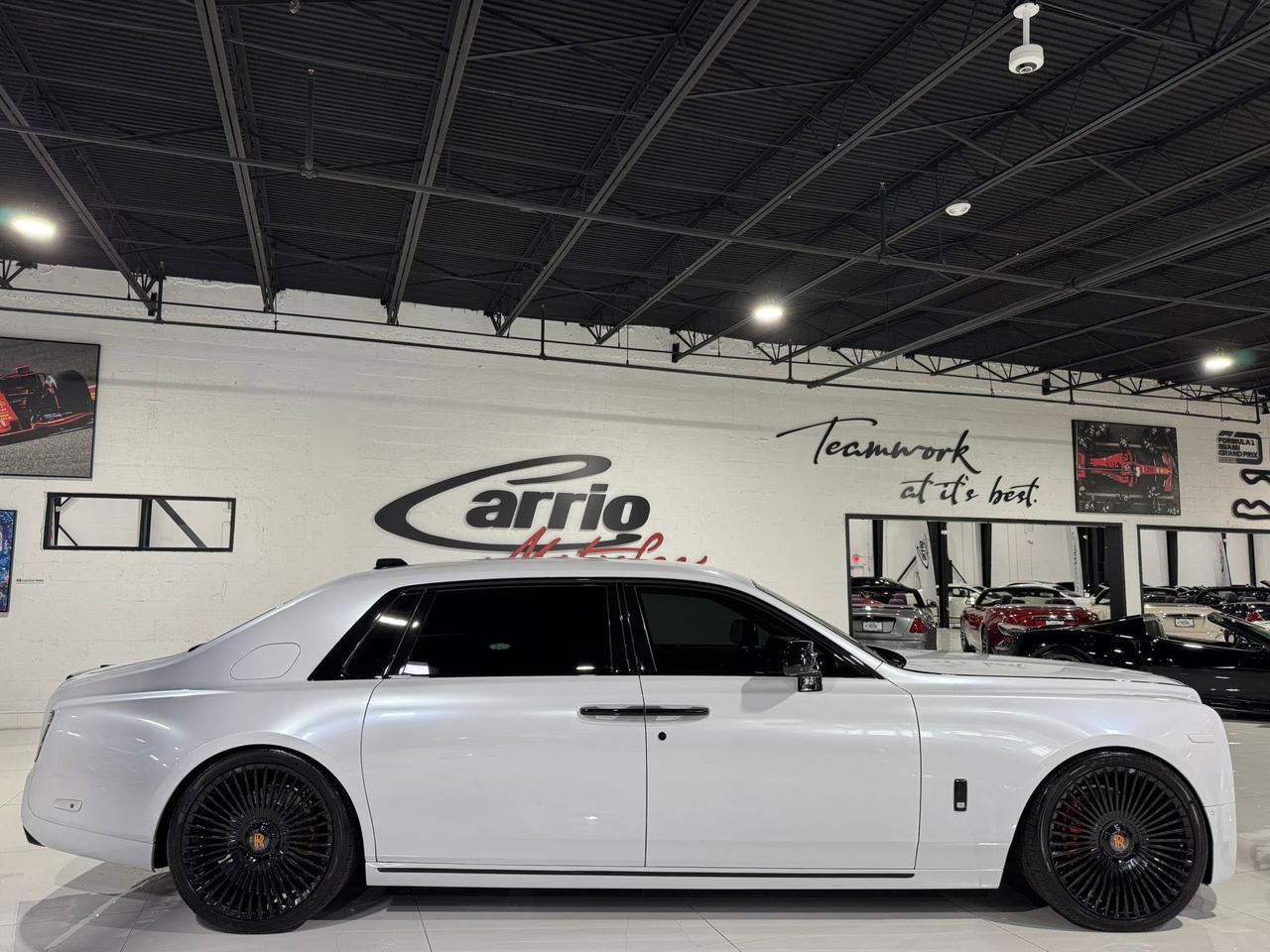 2018 Rolls-Royce Phantom Extended Wheelbase Bespoke audio, Bespoke Gallery, shooting star headliner AND MUCH MORE!!! Fort Lauderdale FL