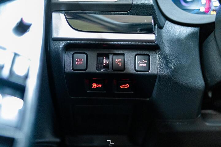 2018 Subaru Forester AWD Limited Leather Roof Nav BCam Red Deer AB 2018 Subaru Forester AWD Limited Leather Roof Nav BCam Red Deer AB