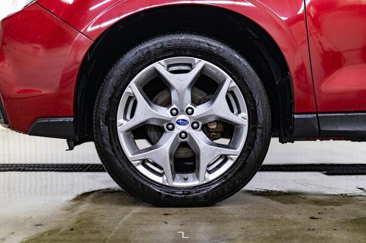 2018 Subaru Forester AWD Limited Leather Roof Nav BCam Red Deer AB 2018 Subaru Forester AWD Limited Leather Roof Nav BCam Red Deer AB