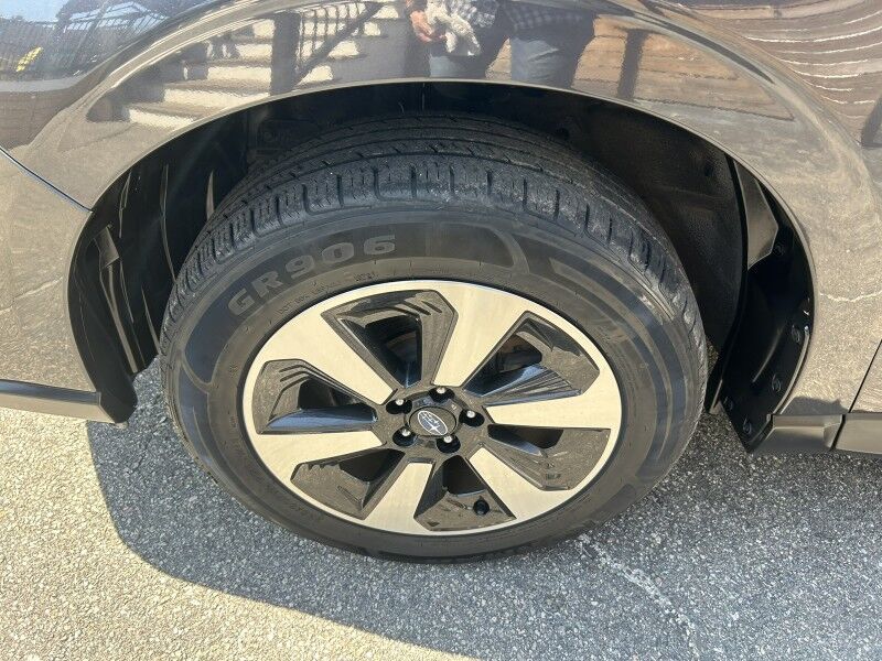 2018 Subaru Forester Limited - SHIPPED IN FROM THE SOUTH Webster MA