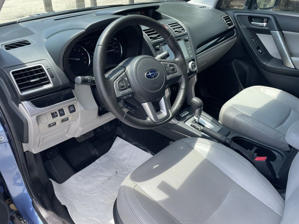2018 Subaru Forester Limited~CLEAN CARFAX~ONLINE FINANCE~BLUETOOH~CRUISE CONTROL~PANORAMIC MOONROOF / SUNROOF~REARVIEW CAMERA Sarasota FL