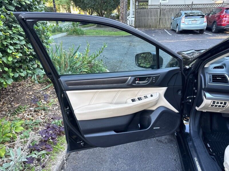 2018 Subaru Legacy 2.5 Limited AWD w/ Eyesight & Navigation System & High Beam Assist Arlington VA