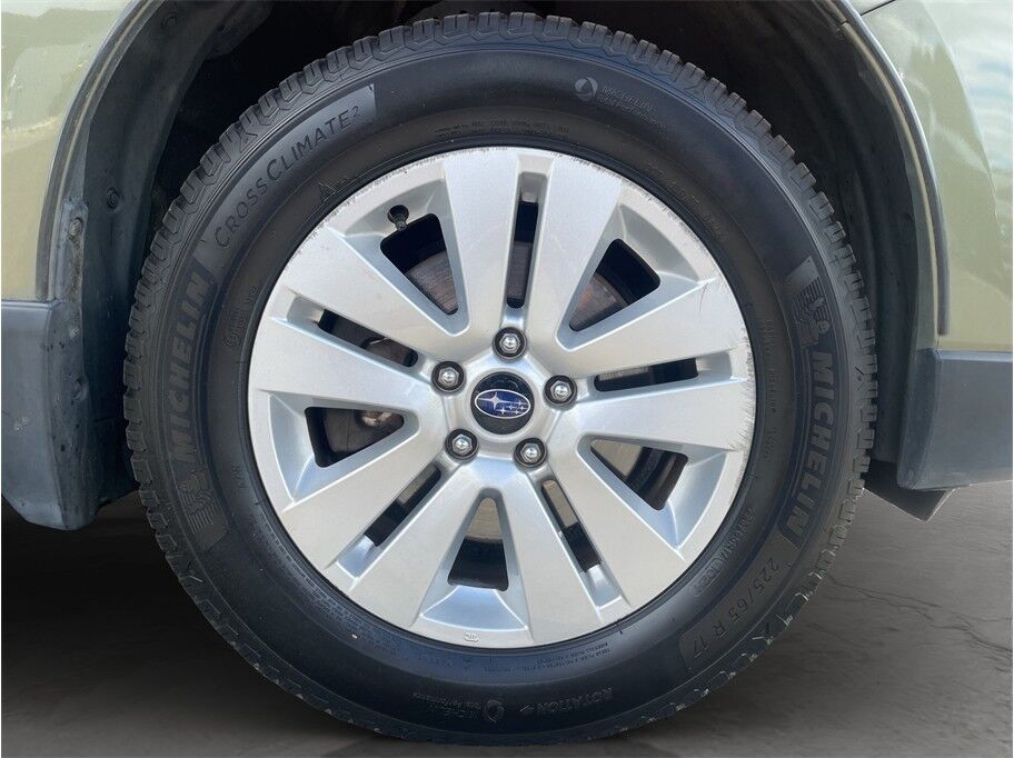 2018 Subaru Outback 2.5i Premium Wagon 4D Port Orchard WA