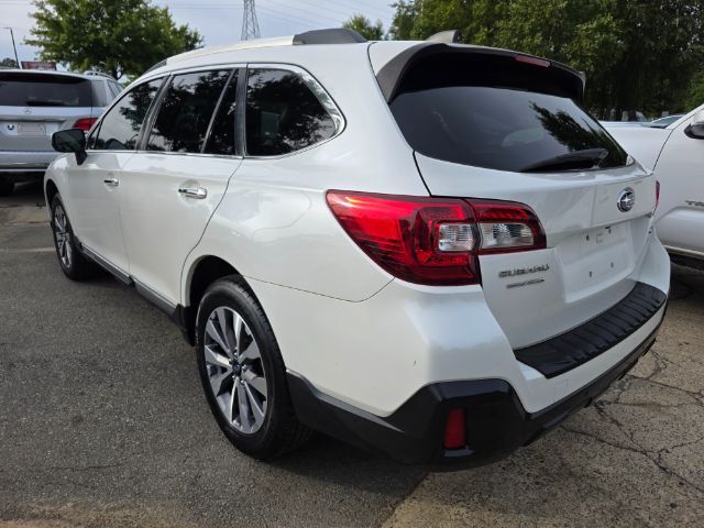 2018 Subaru Outback 2.5i Touring