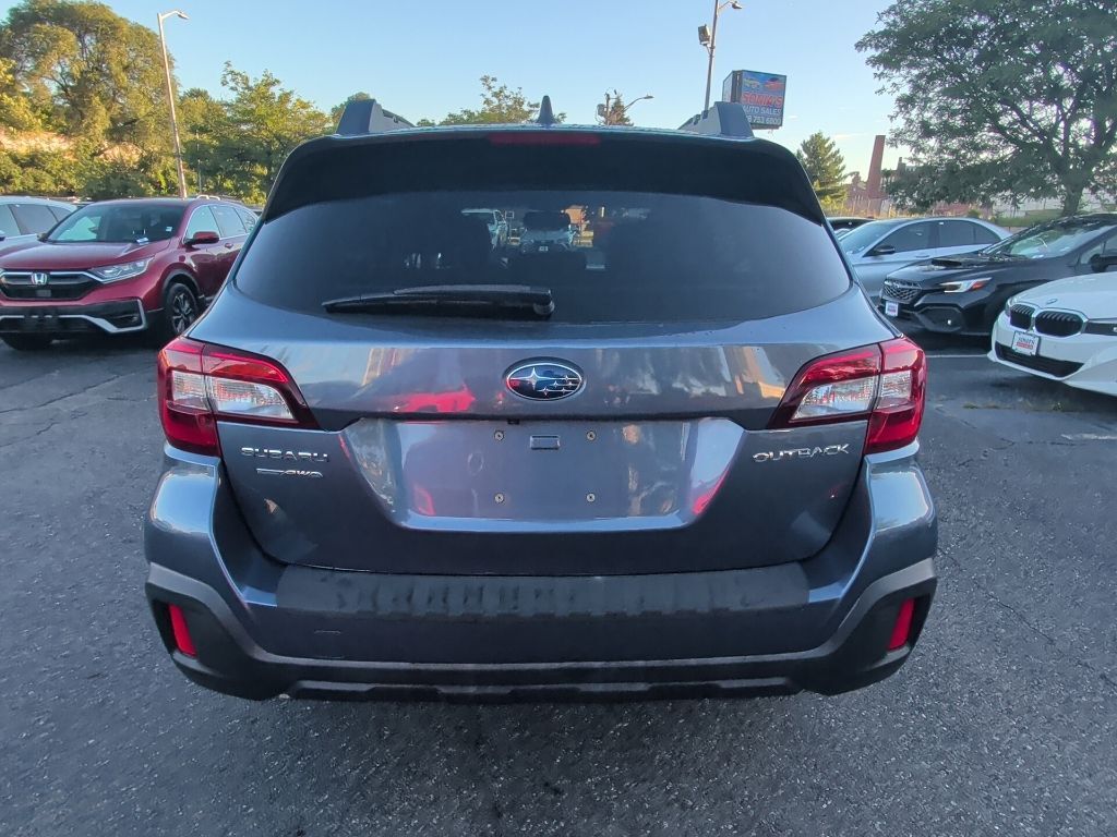 2018 Subaru Outback 2.5i