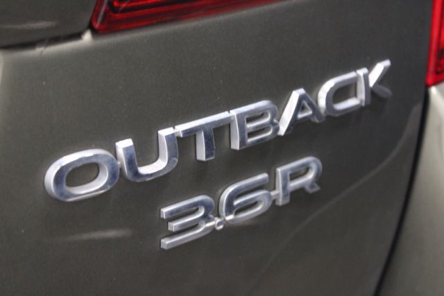 2018 Subaru Outback 3.6R Touring Chantilly VA