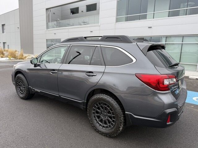2018 Subaru Outback Premium