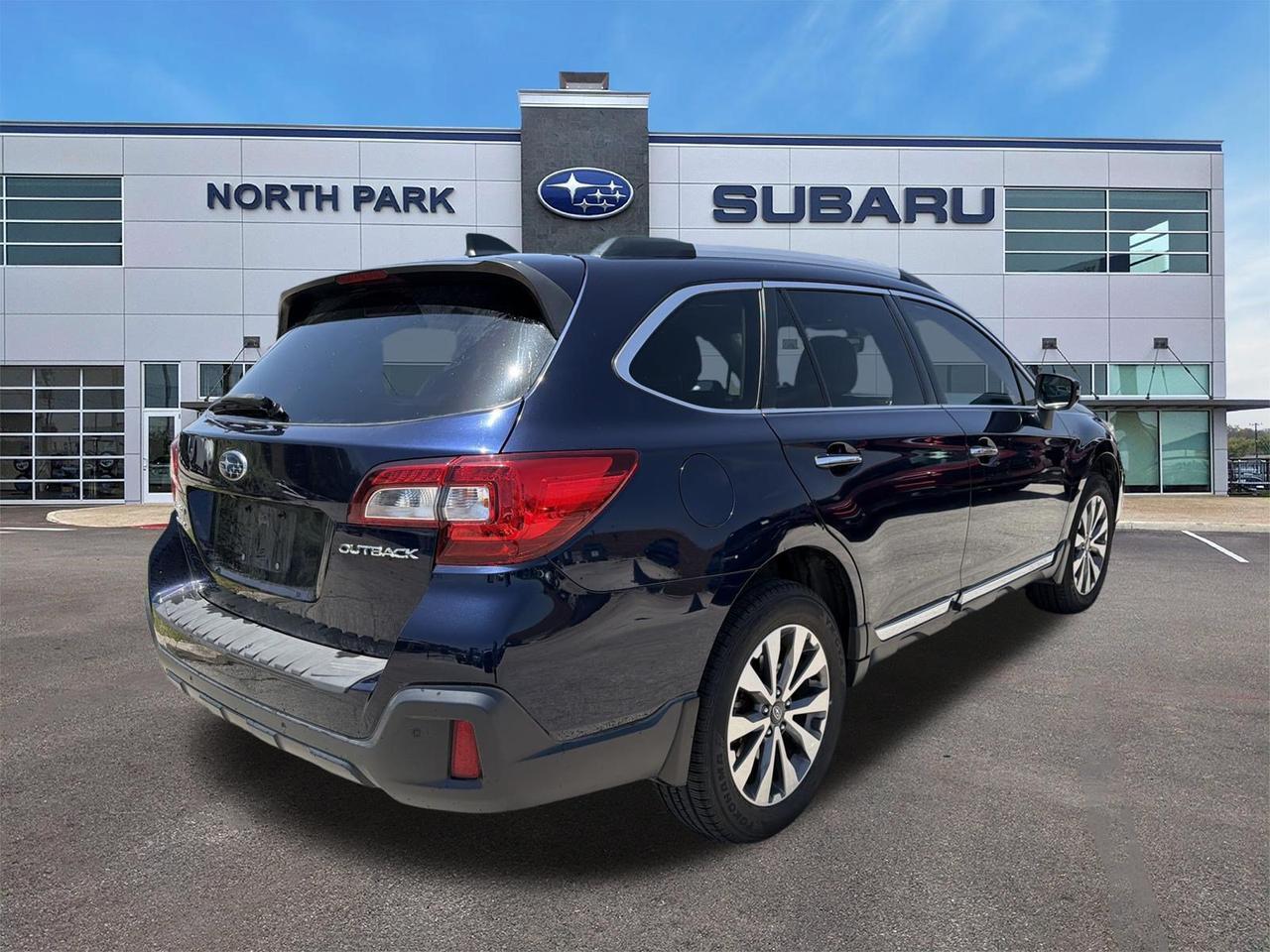 2018 Subaru Outback Touring