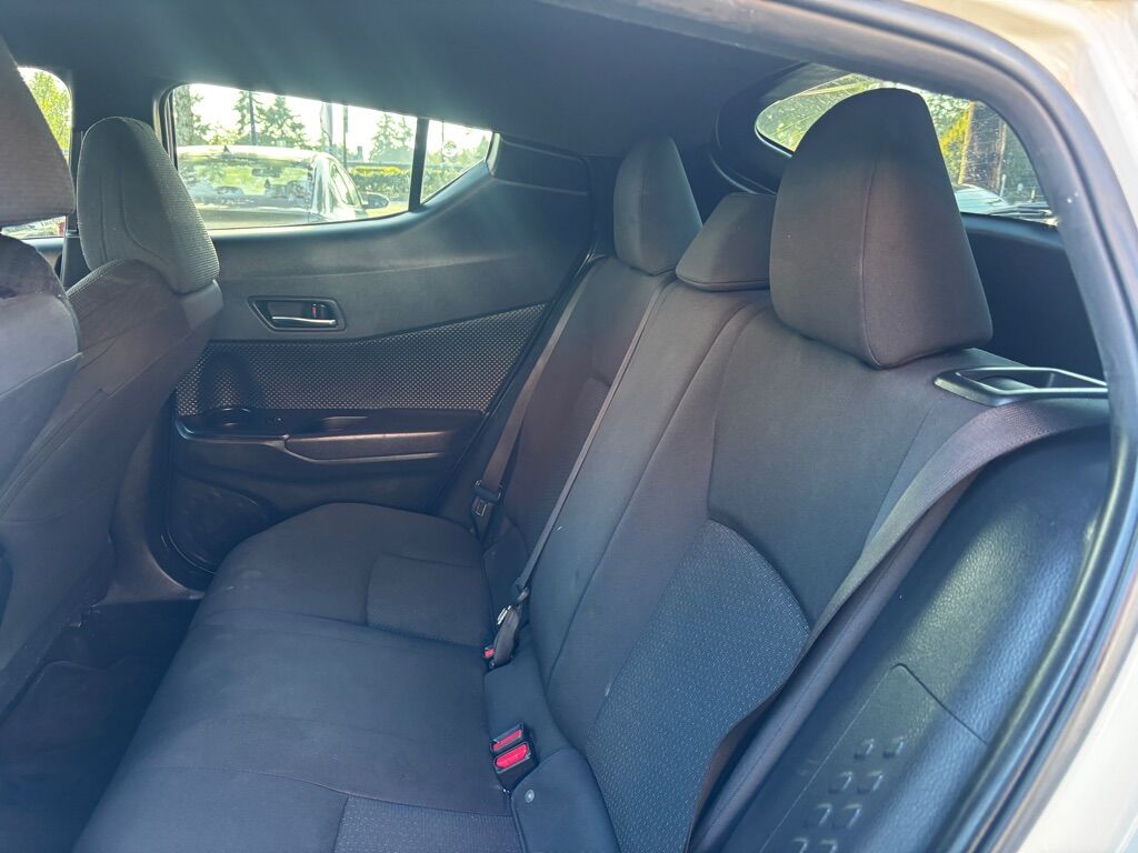 2018 TOYOTA C-HR XLE Des Moines WA