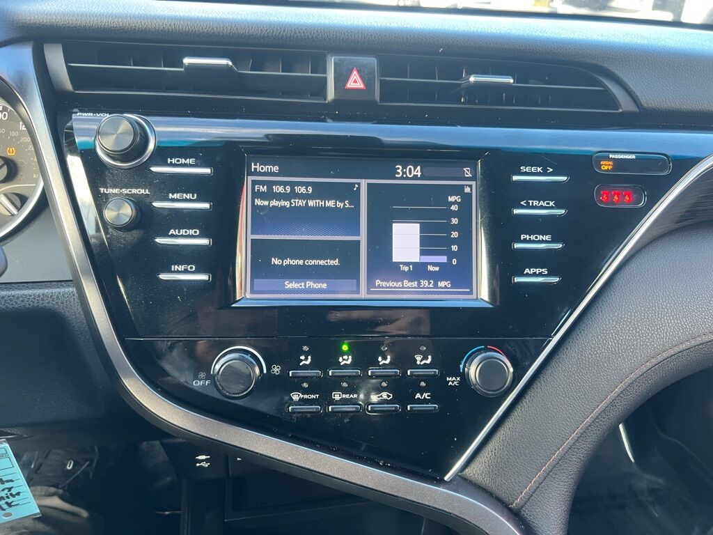 2018 TOYOTA CAMRY L Des Moines WA