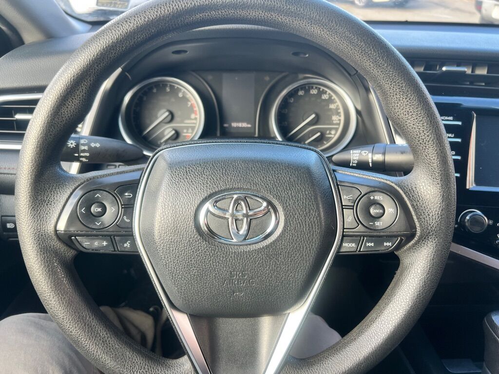 2018 TOYOTA CAMRY L Des Moines WA