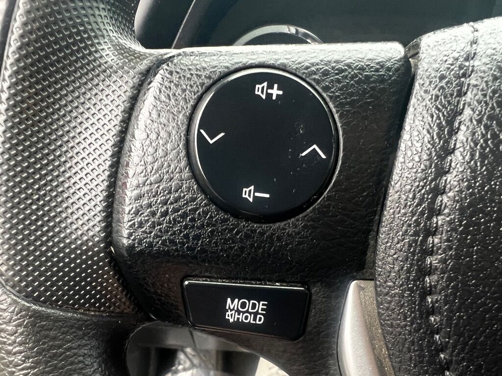 2018 TOYOTA COROLLA L Des Moines WA