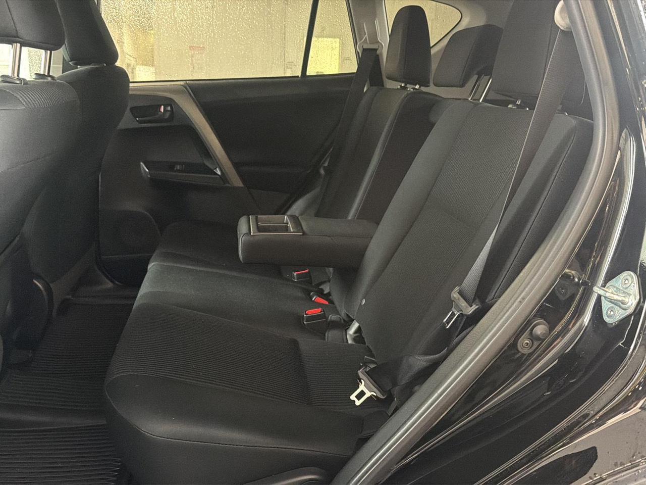 2018 TOYOTA TRUCK RAV4 LE FWD Gaithersburg MD