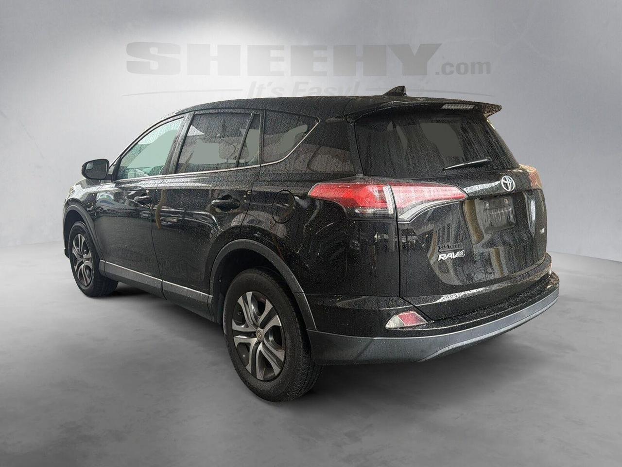 2018 TOYOTA TRUCK RAV4 LE FWD Gaithersburg MD