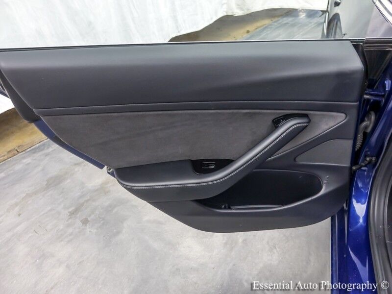 2018 Tesla Model 3 Long Range Battery AWD Willowbrook IL