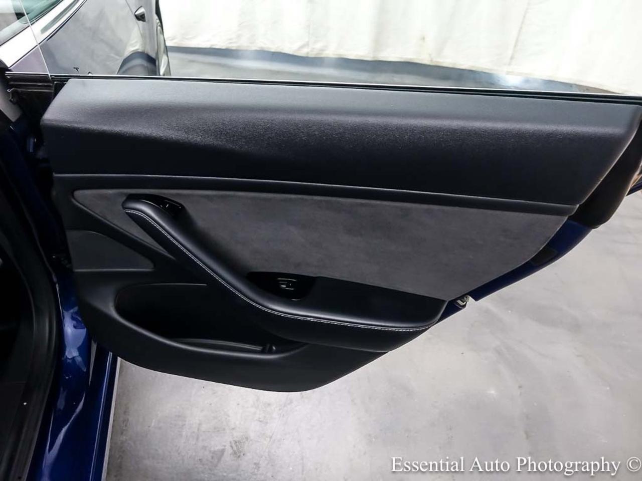 2018 Tesla Model 3 Long Range Battery Willowbrook IL