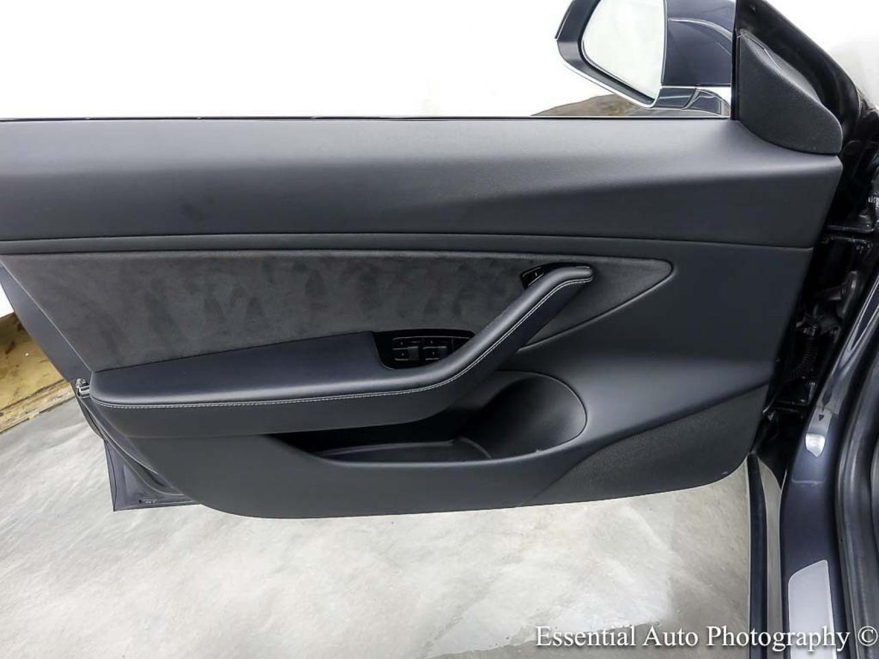 2018 Tesla Model 3 Long Range Battery Willowbrook IL