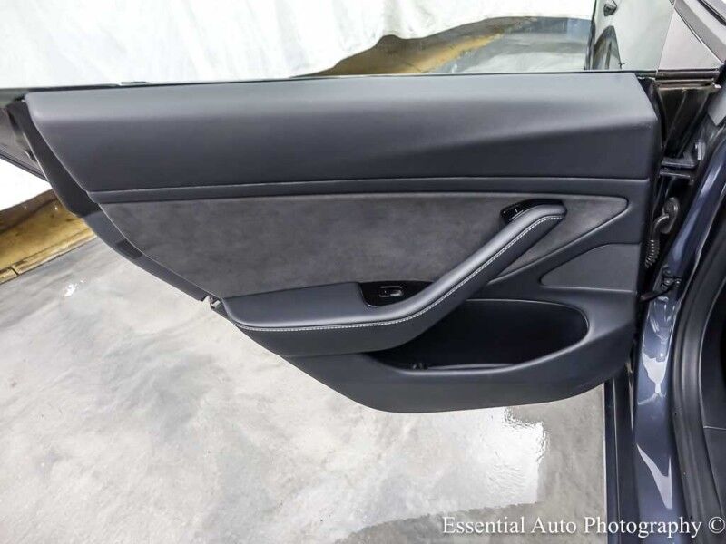 2018 Tesla Model 3 Long Range Battery Willowbrook IL
