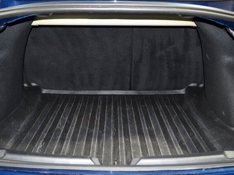 2018 Tesla Model 3 Long Range RWD *NAVIGATION, AUTOPILOT, BLIND SPOT & LANE KEEP ASSIST, COLLISION ALERT w/BRAKING, BACKUP-CAMERA, PANORAMA GLASS ROOF, HEATED SEATS, 19 INCH SPORT WHEELS, BLUETOOTH Round Rock TX