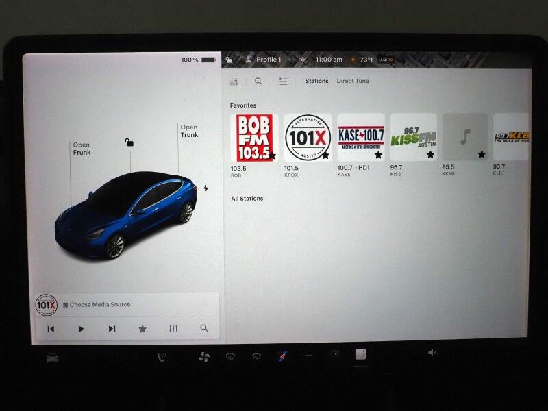 2018 Tesla Model 3 Long Range RWD *NAVIGATION, AUTOPILOT, BLIND SPOT & LANE KEEP ASSIST, COLLISION ALERT w/BRAKING, BACKUP-CAMERA, PANORAMA GLASS ROOF, HEATED SEATS, 19 INCH SPORT WHEELS, BLUETOOTH Round Rock TX