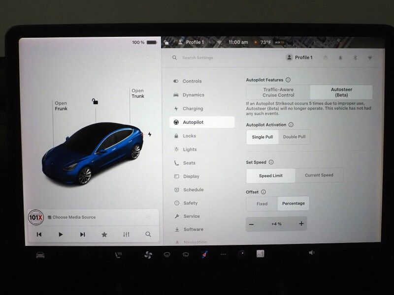 2018 Tesla Model 3 Long Range RWD *NAVIGATION, AUTOPILOT, BLIND SPOT & LANE KEEP ASSIST, COLLISION ALERT w/BRAKING, BACKUP-CAMERA, PANORAMA GLASS ROOF, HEATED SEATS, 19 INCH SPORT WHEELS, BLUETOOTH Round Rock TX