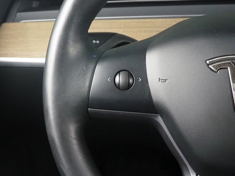 2018 Tesla Model 3 Long Range RWD *NAVIGATION, AUTOPILOT, BLIND SPOT & LANE KEEP ASSIST, COLLISION ALERT w/BRAKING, BACKUP-CAMERA, PANORAMA GLASS ROOF, HEATED SEATS, 19 INCH SPORT WHEELS, BLUETOOTH Round Rock TX