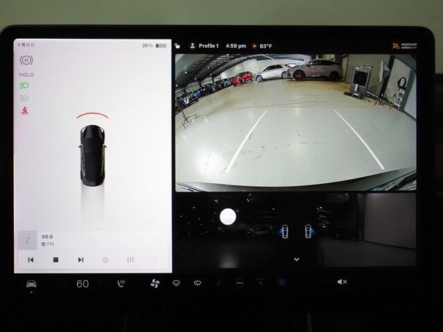2018 Tesla Model 3 Long Range RWD *NAVIGATION, BLIND SPOT & LANE KEEP ASSIST, COLLISION ALERT w/BRAKING, BACKUP-CAMERA, PANORAMA GLASS ROOF, HEATED SEATS, 19 INCH SPORT WHEELS, BLUETOOTH Round Rock TX