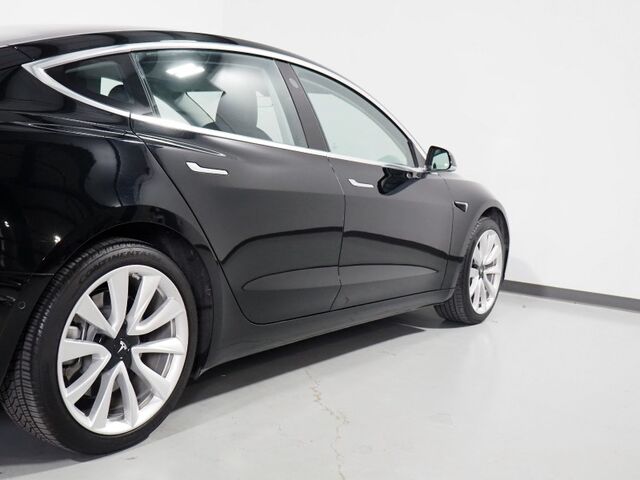2018 Tesla Model 3 Long Range RWD *NAVIGATION, BLIND SPOT & LANE KEEP ASSIST, COLLISION ALERT w/BRAKING, BACKUP-CAMERA, PANORAMA GLASS ROOF, HEATED SEATS, 19 INCH SPORT WHEELS, BLUETOOTH Round Rock TX