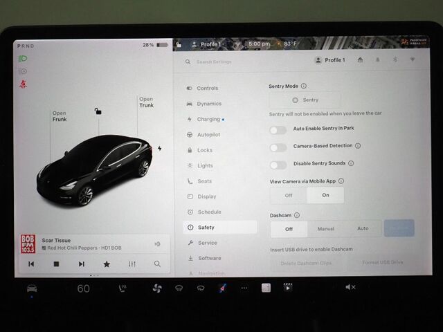 2018 Tesla Model 3 Long Range RWD *NAVIGATION, BLIND SPOT & LANE KEEP ASSIST, COLLISION ALERT w/BRAKING, BACKUP-CAMERA, PANORAMA GLASS ROOF, HEATED SEATS, 19 INCH SPORT WHEELS, BLUETOOTH Round Rock TX