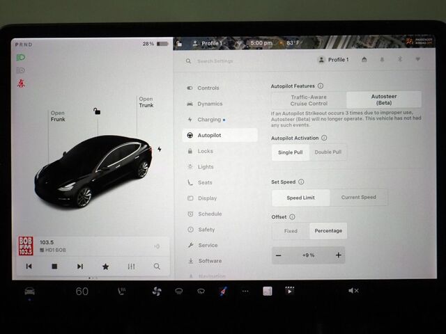 2018 Tesla Model 3 Long Range RWD *NAVIGATION, BLIND SPOT & LANE KEEP ASSIST, COLLISION ALERT w/BRAKING, BACKUP-CAMERA, PANORAMA GLASS ROOF, HEATED SEATS, 19 INCH SPORT WHEELS, BLUETOOTH Round Rock TX