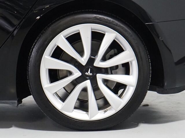 2018 Tesla Model 3 Long Range RWD *NAVIGATION, BLIND SPOT & LANE KEEP ASSIST, COLLISION ALERT w/BRAKING, BACKUP-CAMERA, PANORAMA GLASS ROOF, HEATED SEATS, 19 INCH SPORT WHEELS, BLUETOOTH Round Rock TX