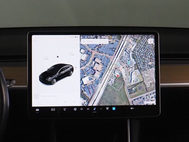 2018 Tesla Model 3 Long Range RWD *NAVIGATION, BLIND SPOT & LANE KEEP ASSIST, COLLISION ALERT w/BRAKING, BACKUP-CAMERA, PANORAMA GLASS ROOF, HEATED SEATS, 19 INCH SPORT WHEELS, BLUETOOTH Round Rock TX