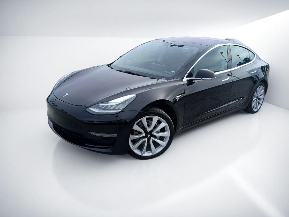 2018 Tesla Model 3 Long Range Sedan 4D