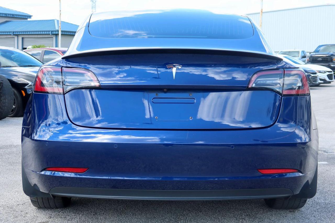 2018 Tesla Model 3 Long Range Sedan 4D
