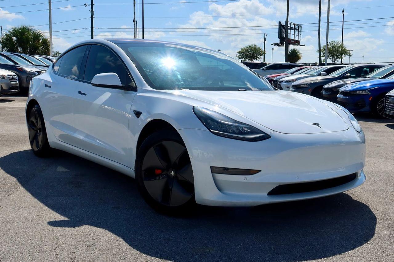 2018 Tesla Model 3 Long Range Sedan 4D